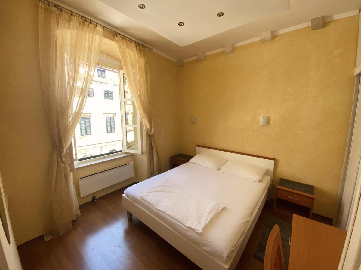 Apartment Tomasovic Old Town Ντουμπρόβνικ Εξωτερικό φωτογραφία